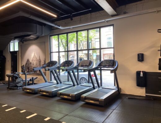 TrainMore Amsterdam Koninginneweg Black Label