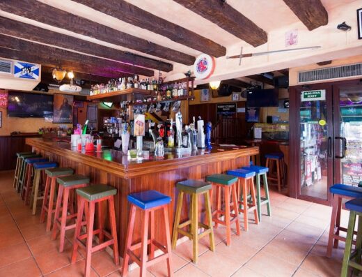 The Highlander Scottish Pub