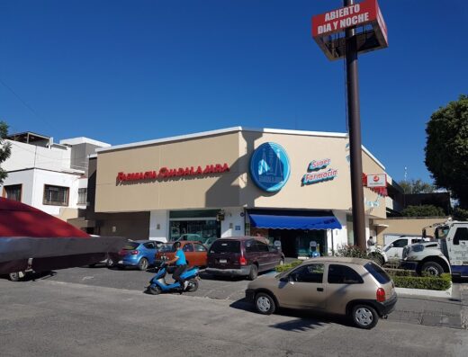 Farmacia Guadalajara Herrera y Cairo