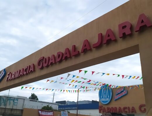 Farmacias Guadalajara Jardines del Bosque