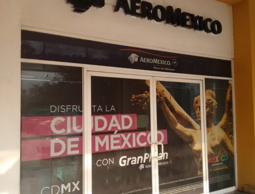 Aeroméxico Monterrey Plaza Real