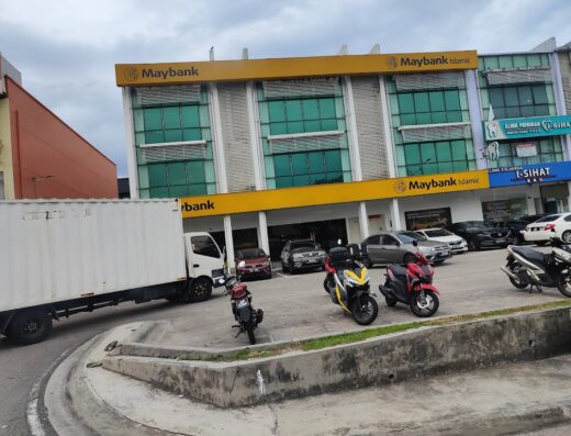 Maybank Bandar Baru UDA