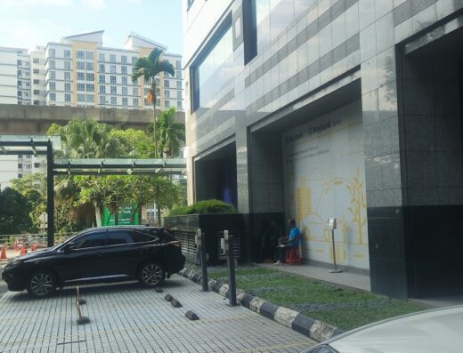 Maybank (Dataran Maybank branch)