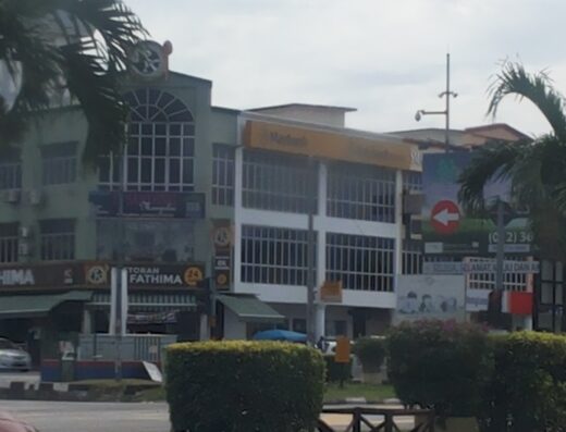 Maybank (Semenyih)