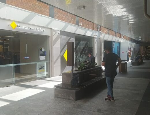 Commonwealth Bank Pacific Fair Broadbeach Branch