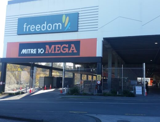 Mitre 10 MEGA Albany