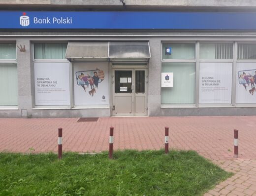 PKO Polish Bank – support for consumers and businesses