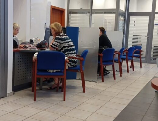 PKO Polish Bank – support for consumers and businesses
