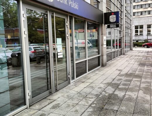 PKO Polish Bank – support for consumers and businesses