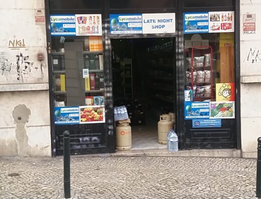 MINI MERCADO ( LOW COST SHOP)