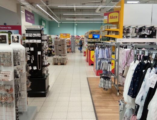 Tesco Hypermarket Kolín