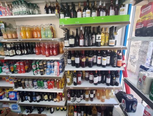 Pakiza Mini Market