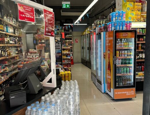 daves Food Stores