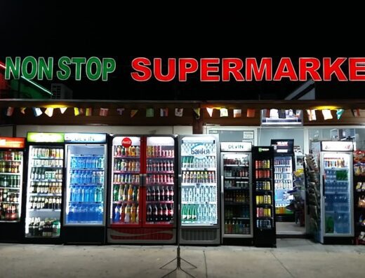 Supermarket nonstop 24/7