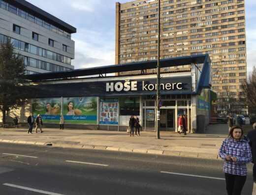 Hoše komerc Socijalno