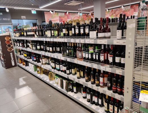SPAR supermarket Poreč