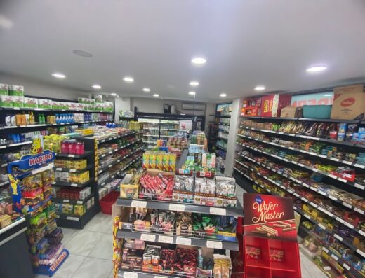 سوبر ماركت عربي في اسطنبول تركيا