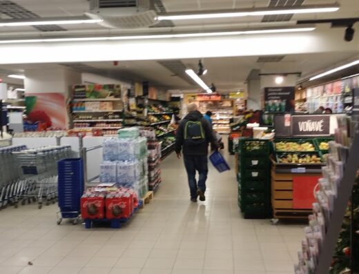 Tesco Supermarket Bratislava Petržalka