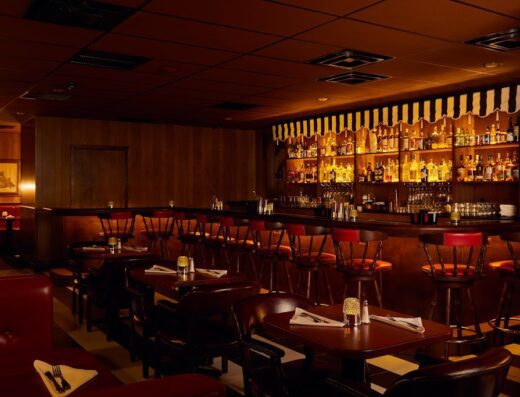 Fox’s Lounge