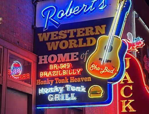 Robert’s Western World
