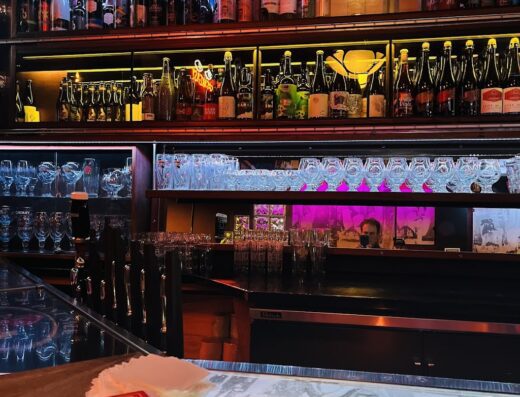 Pint Size Lounge