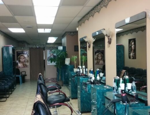 Indian-Canadian Beauty Salon