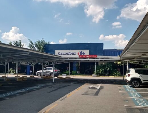 Carrefour Hypermarket Tietê