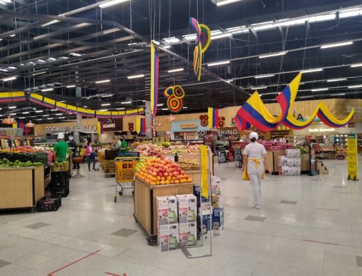 Éxito Wow Colina