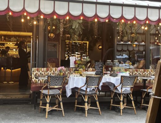 Les Amours in paris
